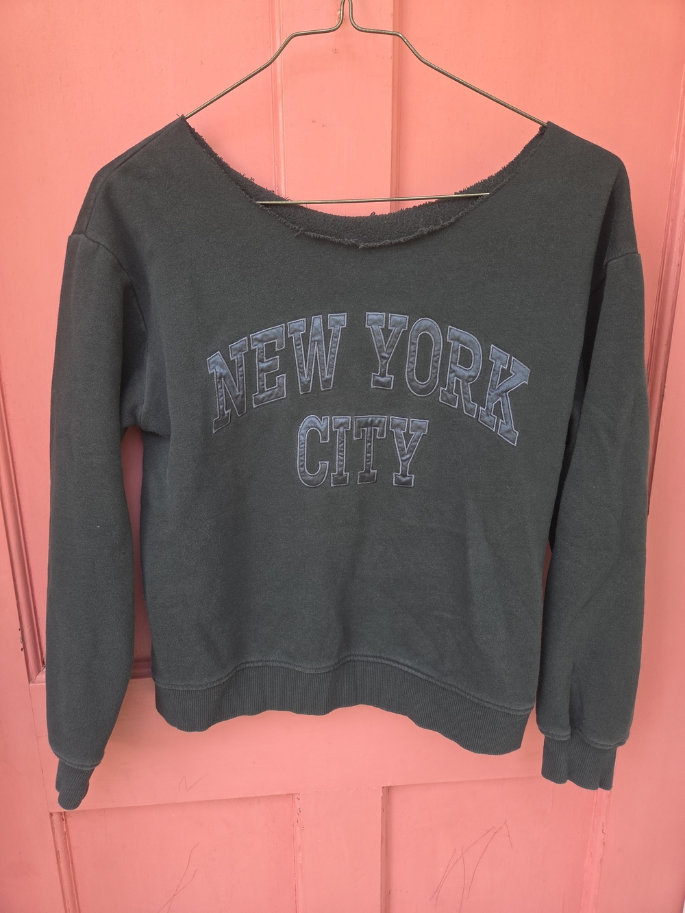 New York City Graphic Sweatshirt in Black